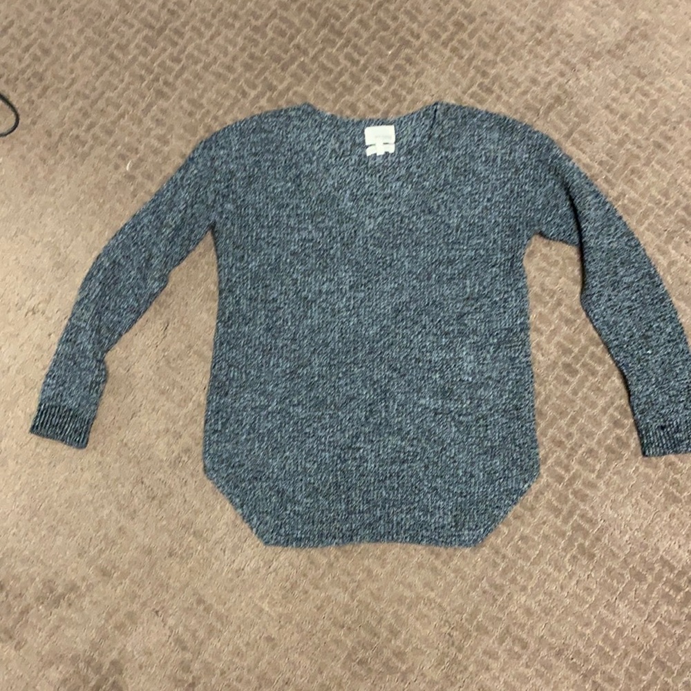 Aritzia Wilfred free sweater